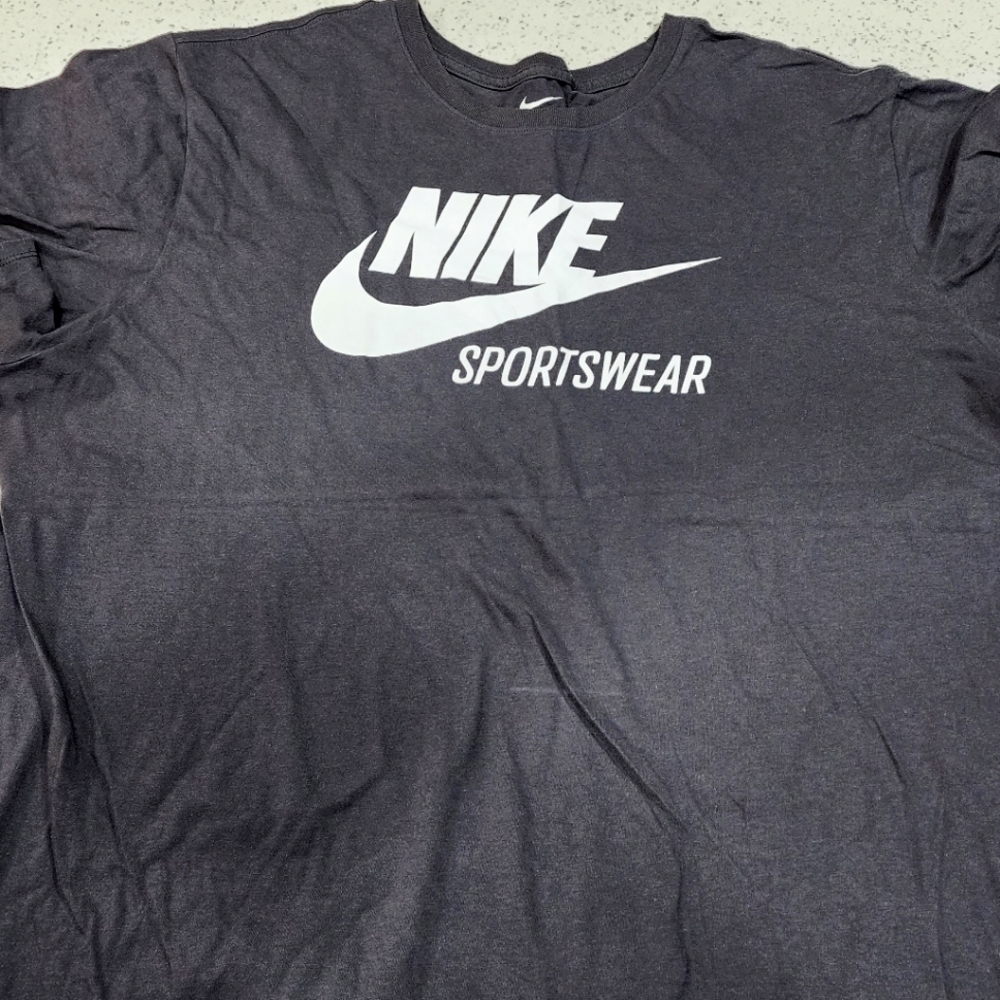 Nike NSW t-shirt
